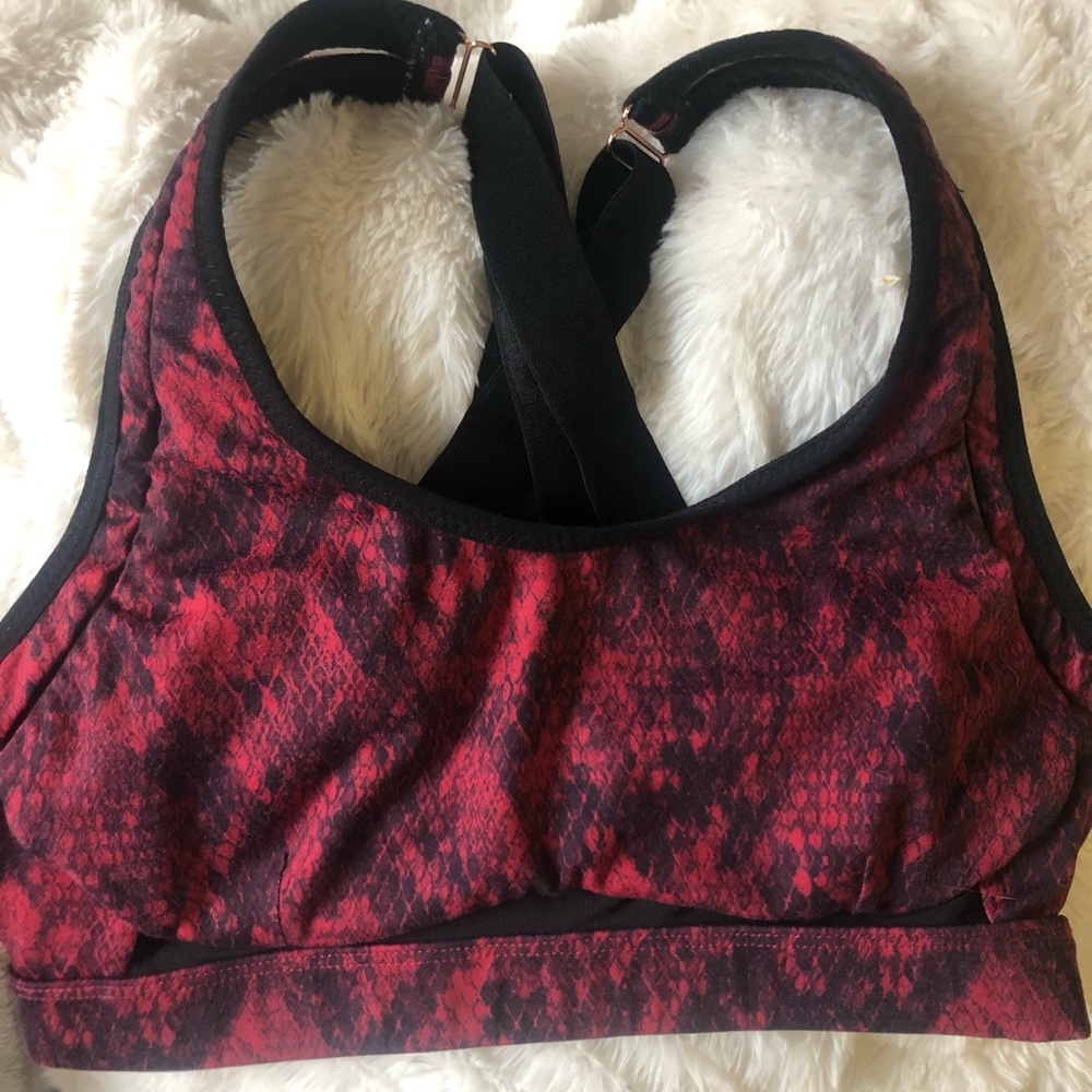 Fabletics Belle high impact sorts bra